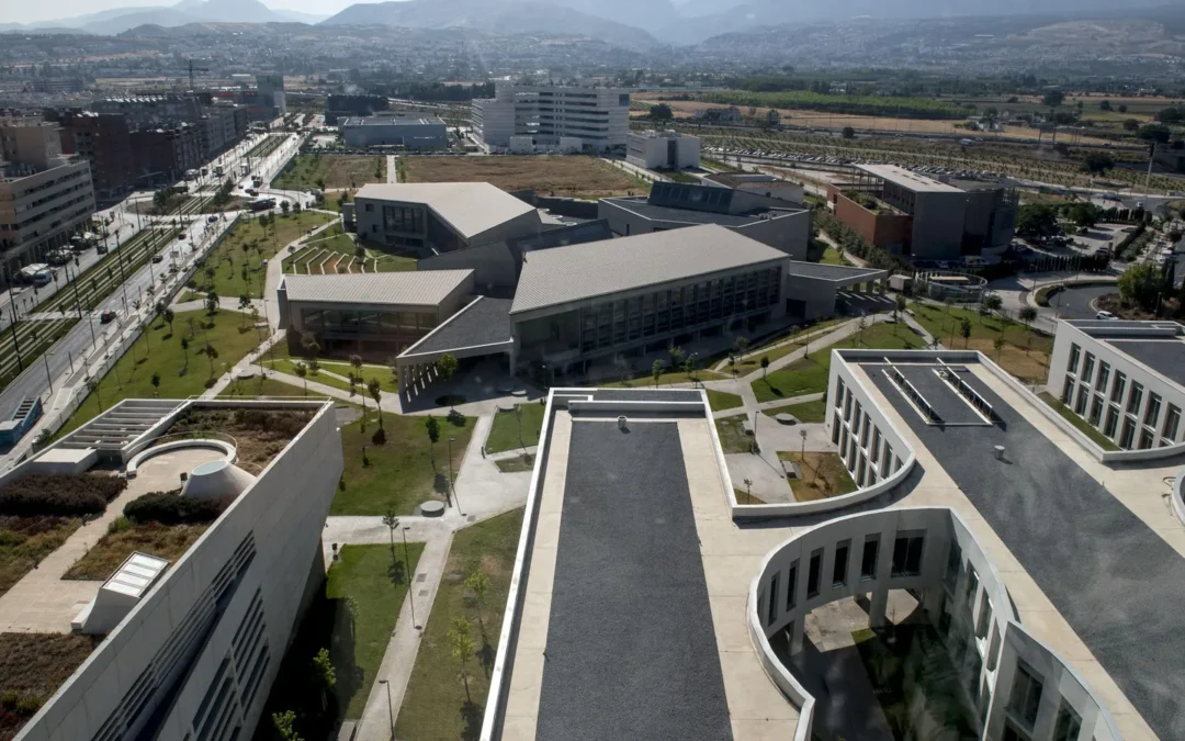 La Universidad de Granada licita por 6 millones de euros la compra de su supercomputador